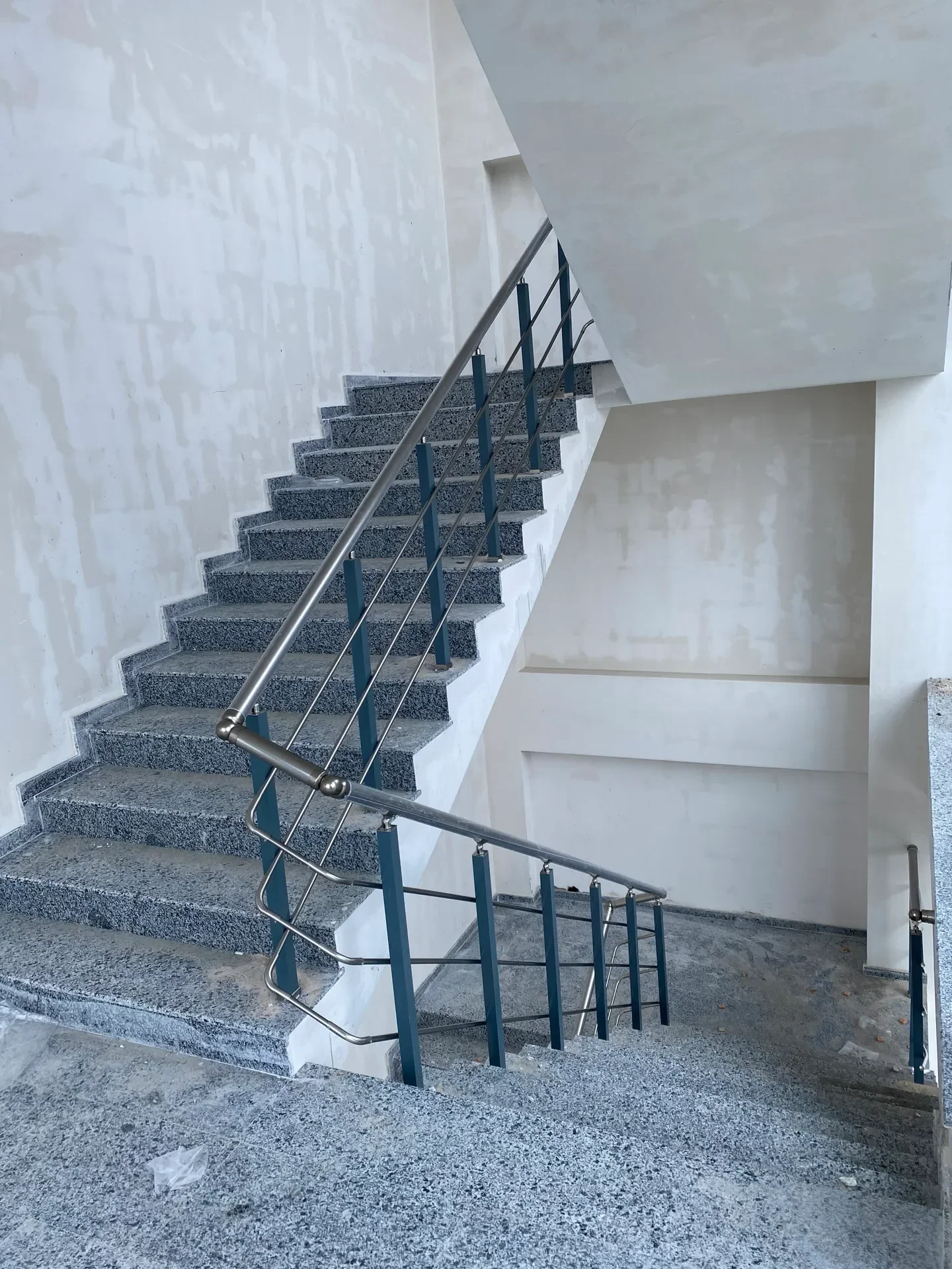 Dönüşlü Merdiven Metal Korkuluk